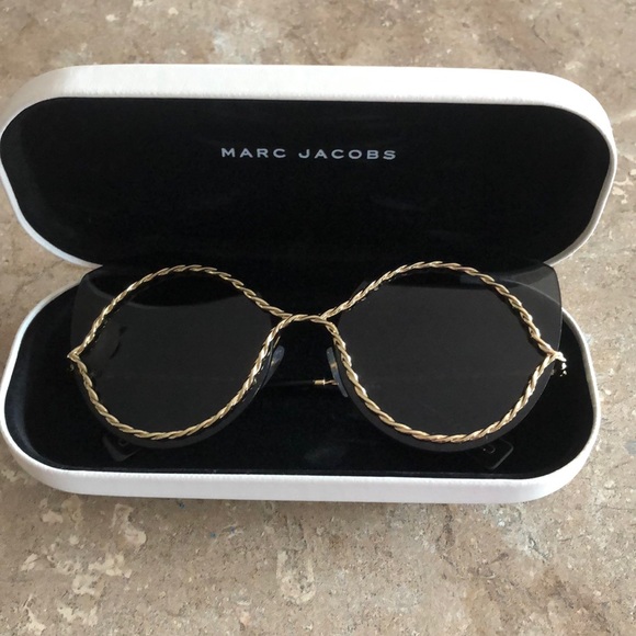 Marc Jacobs Sunglasses - Picture 2 of 4